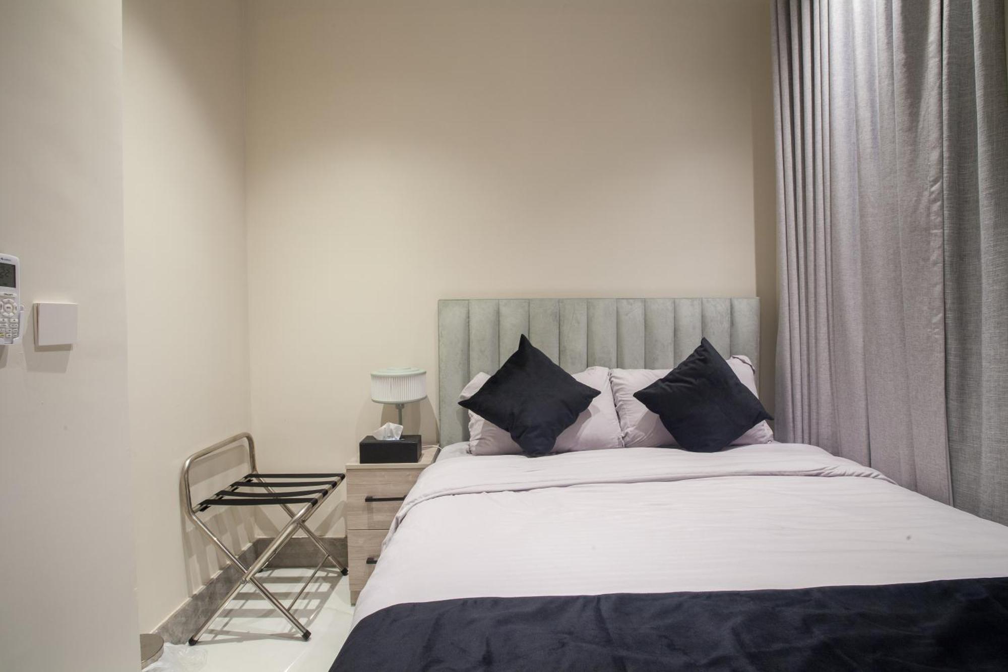Luxury One-bedroom Alrimal-4 अपार्टमेंट